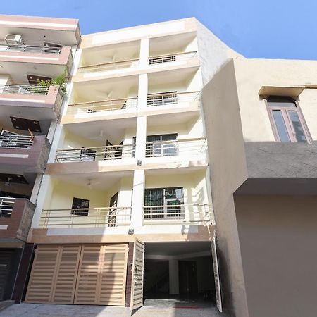 Hotel O Club Residency Yeni Delhi Dış mekan fotoğraf