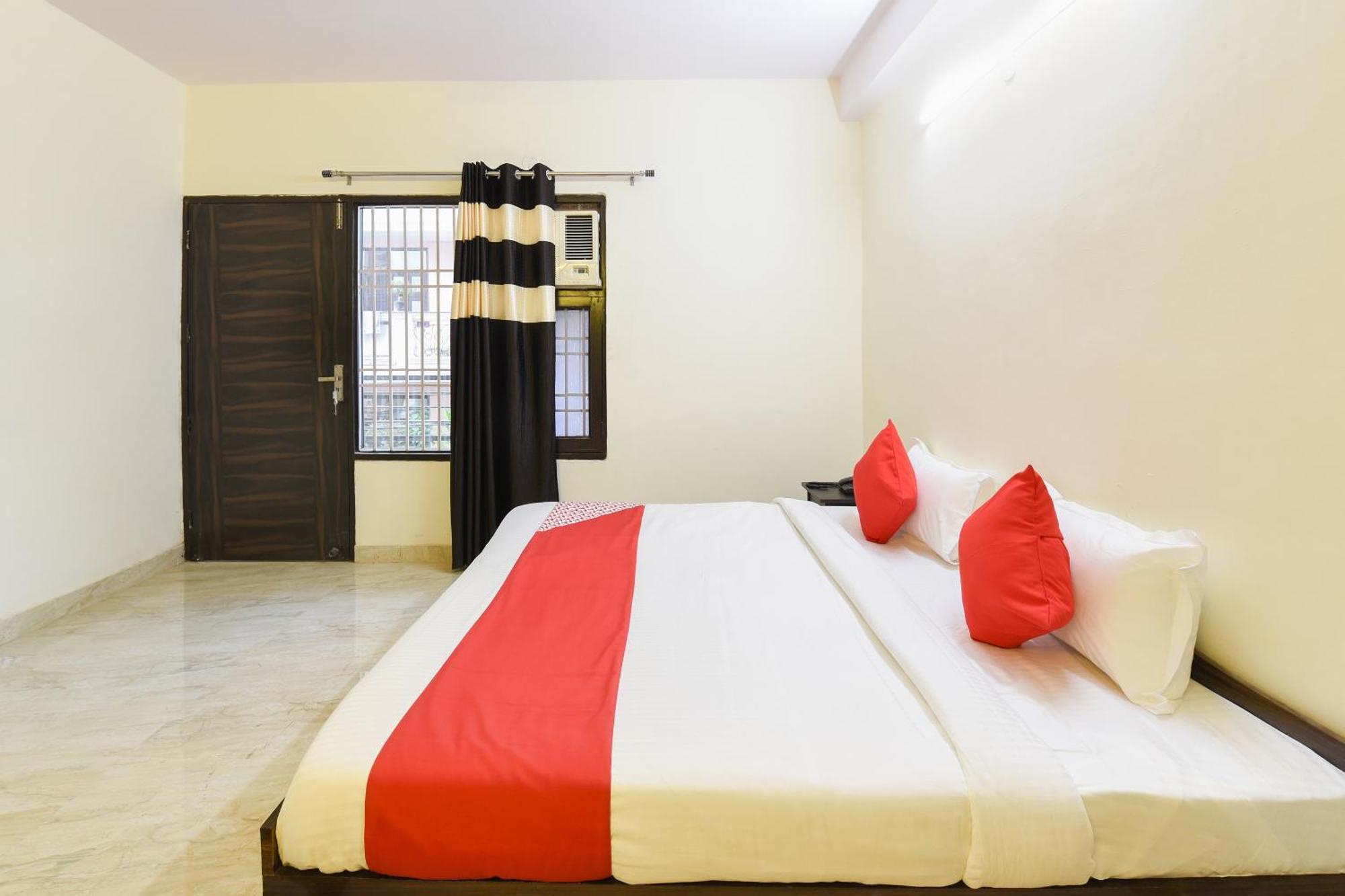 Hotel O Club Residency Yeni Delhi Dış mekan fotoğraf