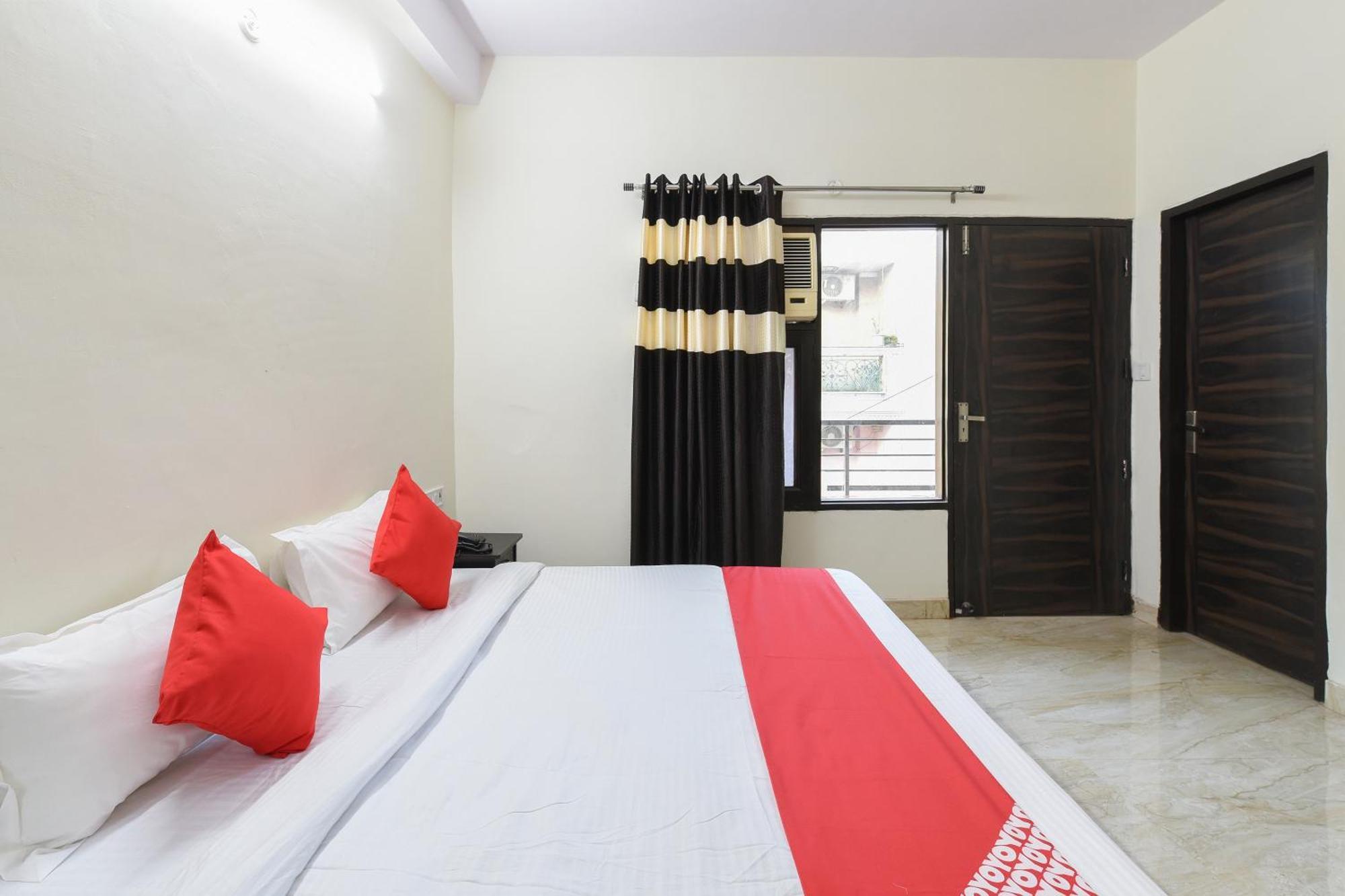 Hotel O Club Residency Yeni Delhi Dış mekan fotoğraf
