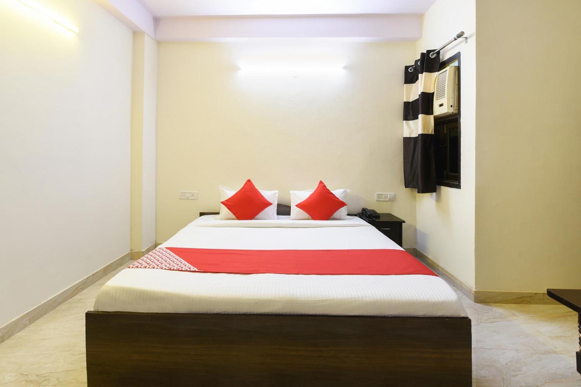 Hotel O Club Residency Yeni Delhi Dış mekan fotoğraf